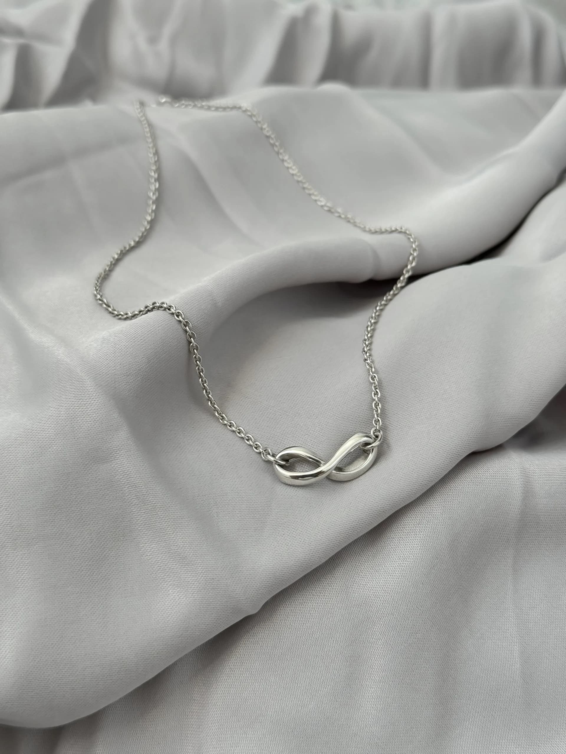 Adora necklace