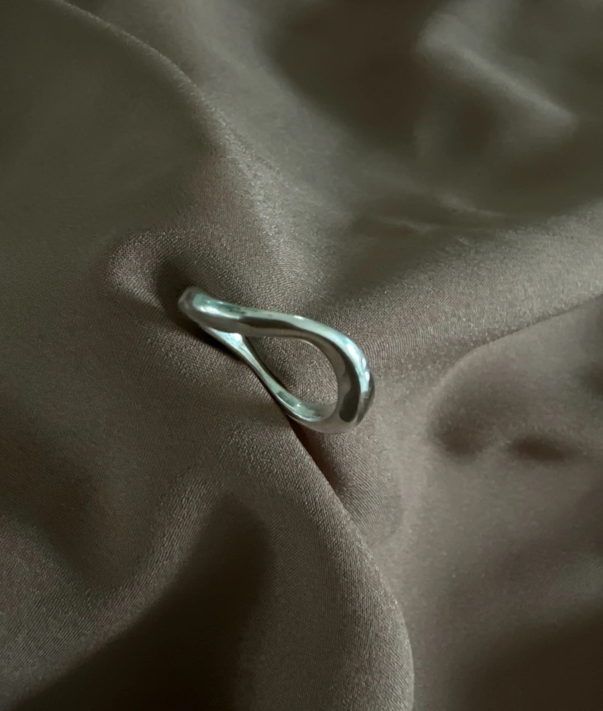 Adora ring