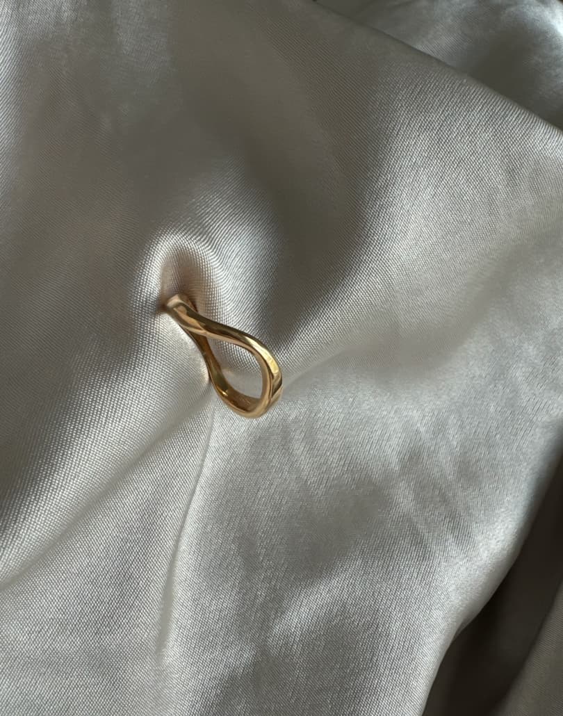 Adora petite ring 18k