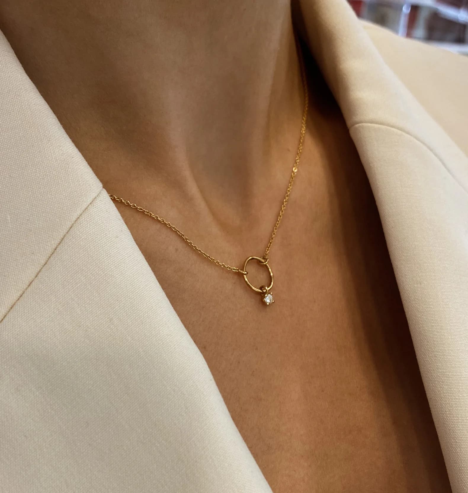 Juni necklace 18k