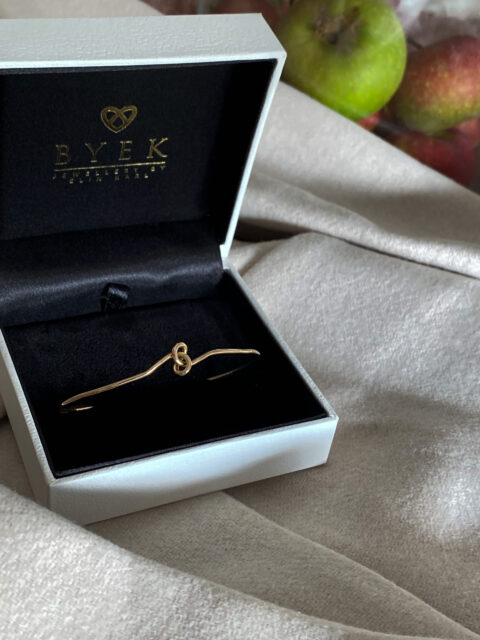 Knottie bangle 18K