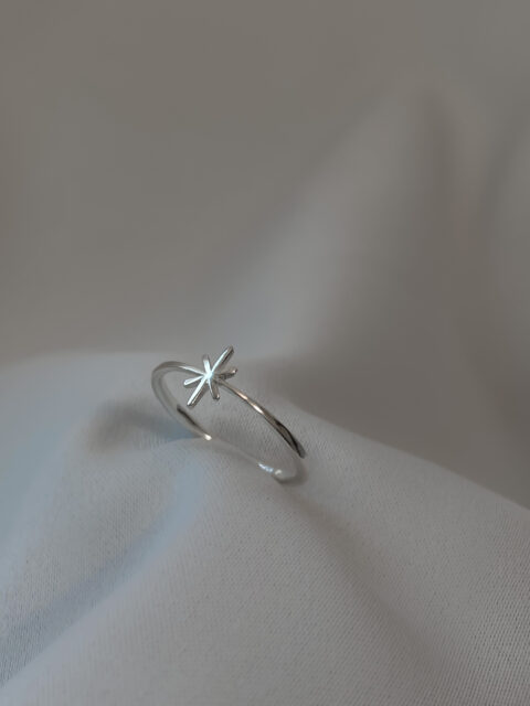 Estelle ring