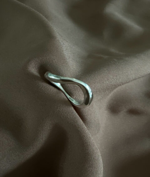 Adora ring