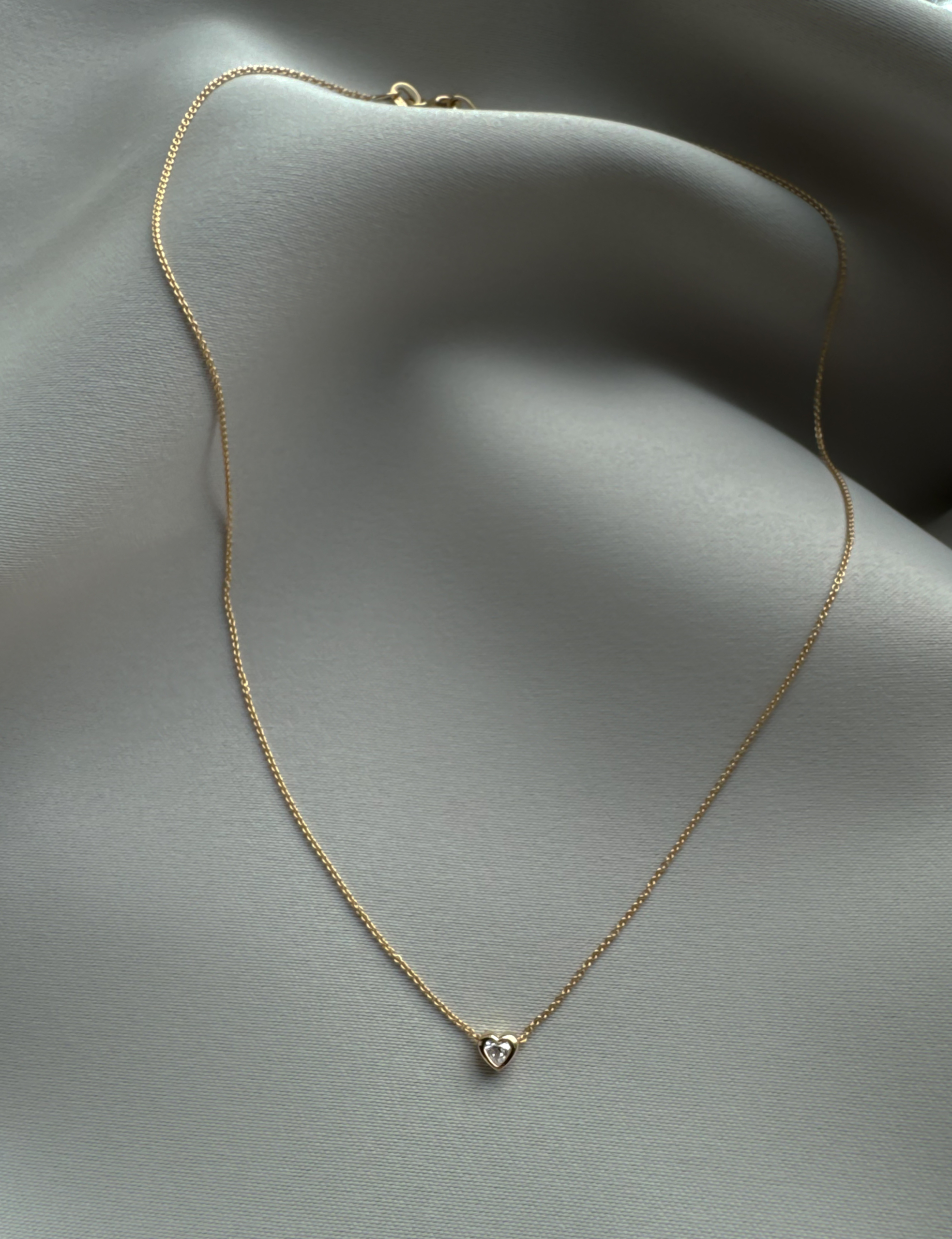 Joline necklace 18k gold 0,07ct TW.VS